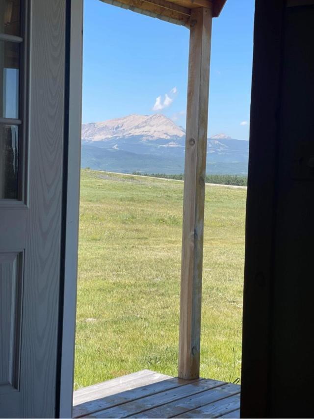 Montana Old West Cabins Guest House Babb Екстериор снимка